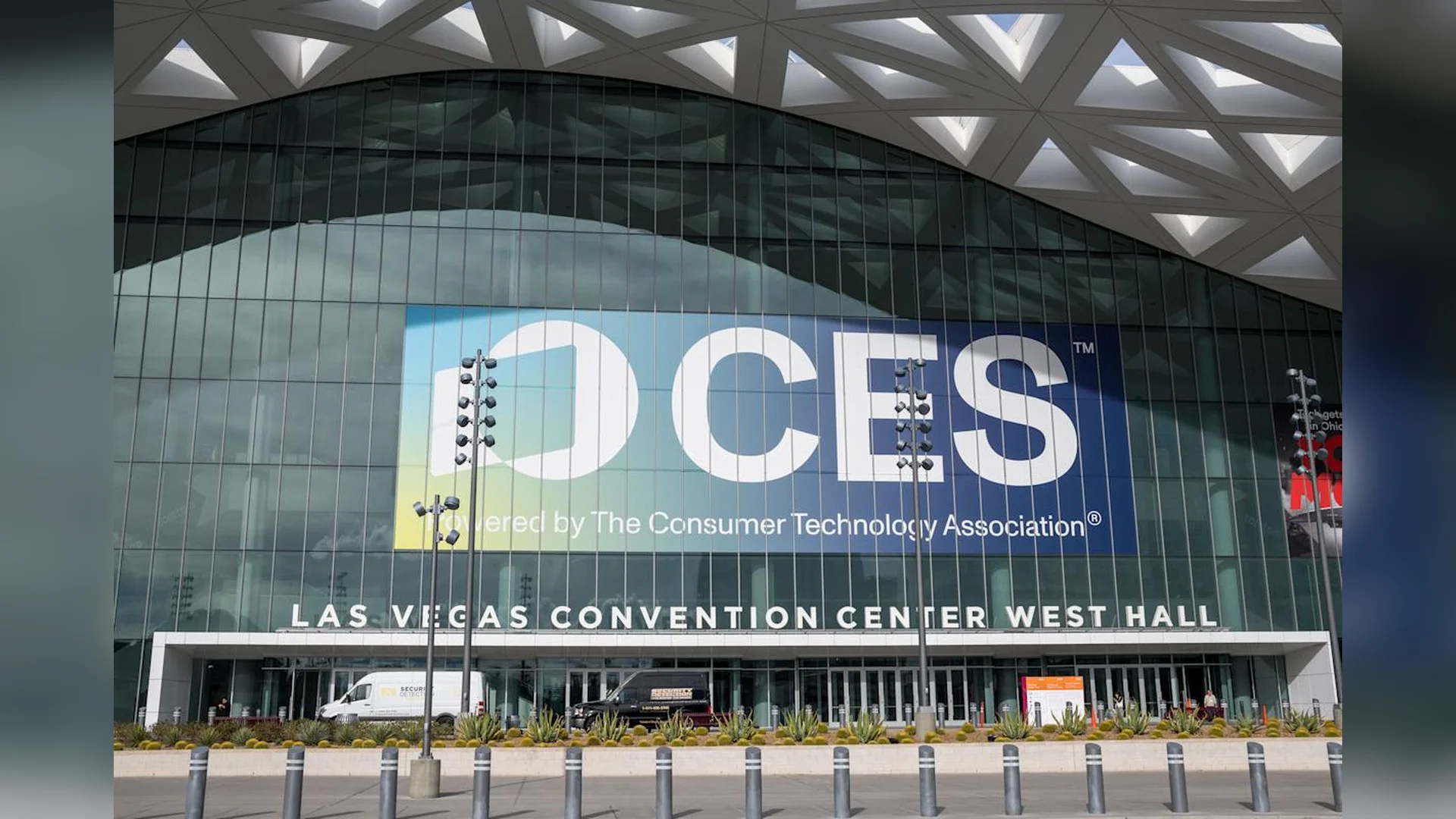 CES 2026: TVs Micro RGB de 130 polegadas e robôs que revolucionam sua casa