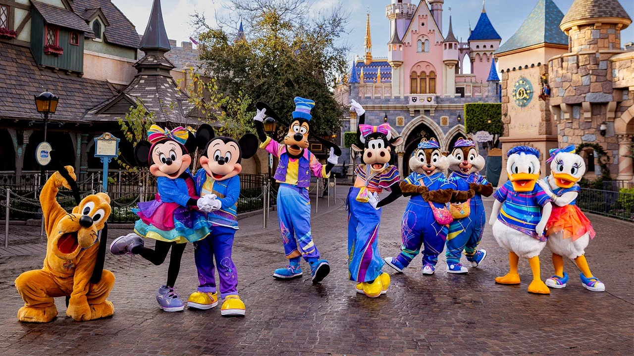 Disneyland 2026: Vaza 70 anos, Falcon Mand e Bluey! Preço revelado!