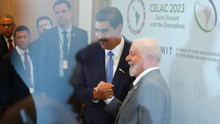 EUA - Alerta diplomático: Medos de intervenção semelhante à Venezuelana crescem no Brasil