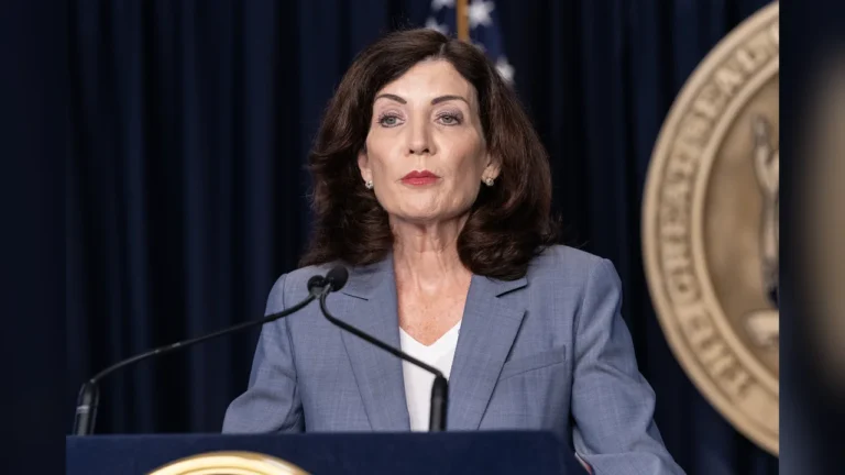 Nova York anuncia revolução na segurança online para crianças no Roblox